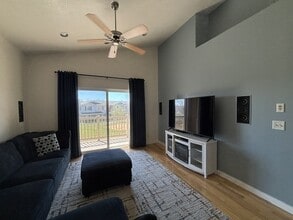 Building Photo - 1458 W 50 N