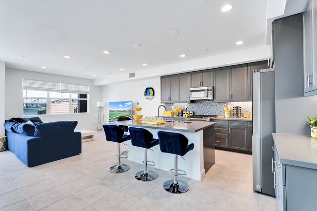 Building Photo - 43175 Armonia Ct
