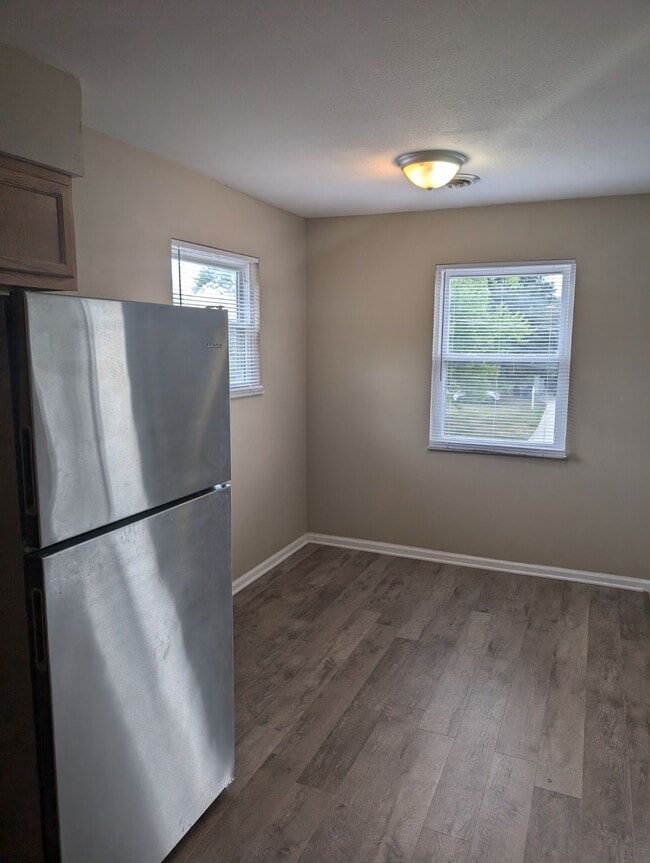 Foto del edificio - 140 Main Ave