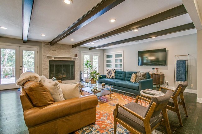 Foto del edificio - 105 Shadywood Ln