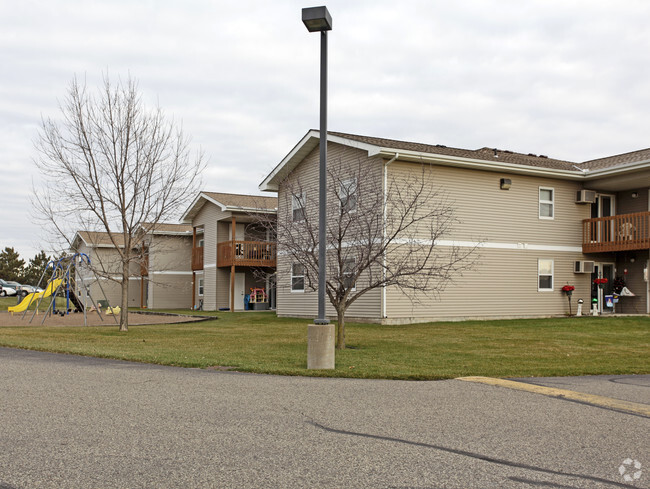 Foto del edificio - St. Croix Village Apartments