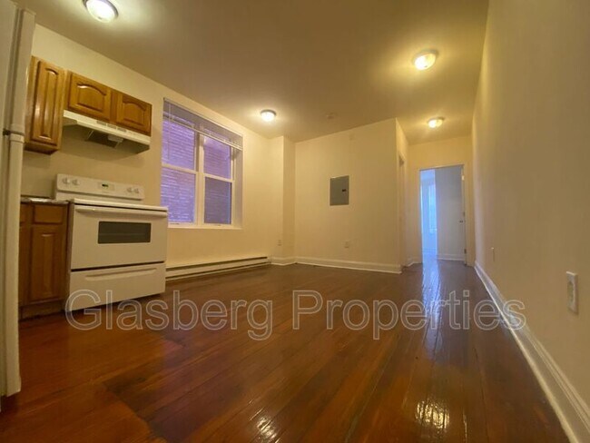 Foto del edificio - 1722 Memorial Ave