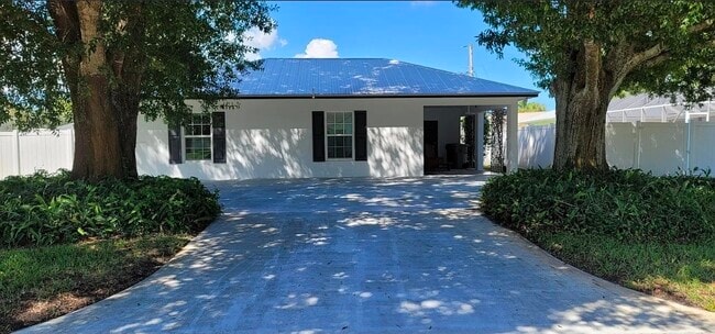 Foto del edificio - 1616 20th St SW