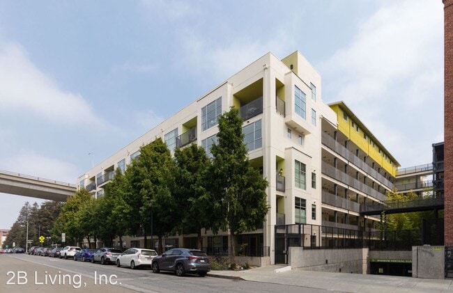 Building Photo - 801 Indiana St