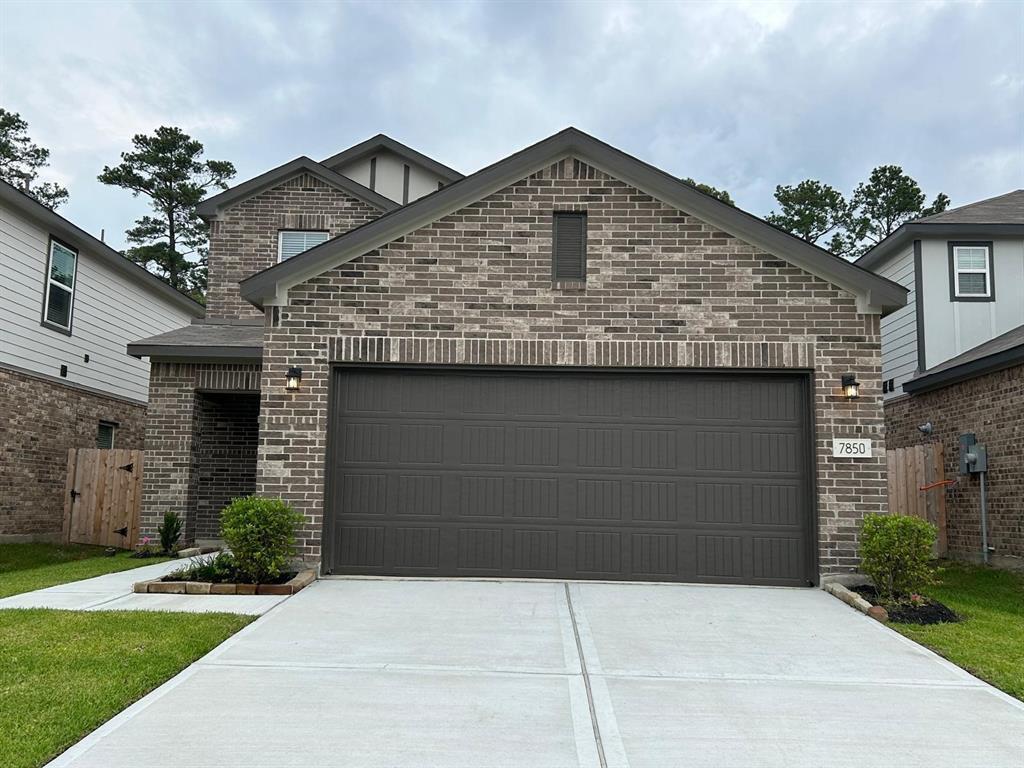 Foto principal - 7850 Alset Dr