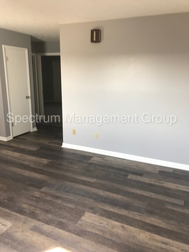 Foto del edificio - 2 bedroom 1 bath apartment in Greeneville, TN