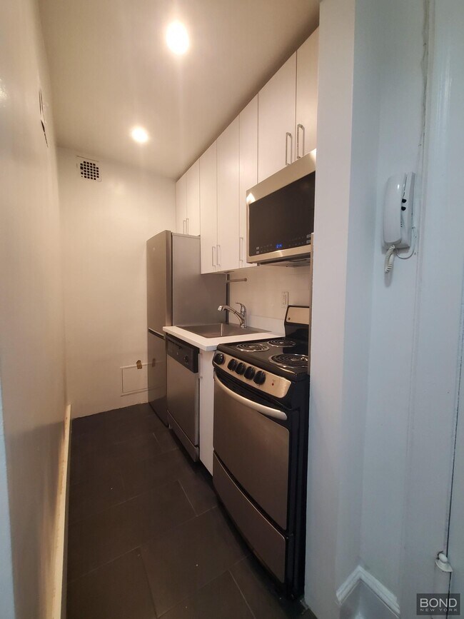 Foto del edificio - 160 W 73rd St