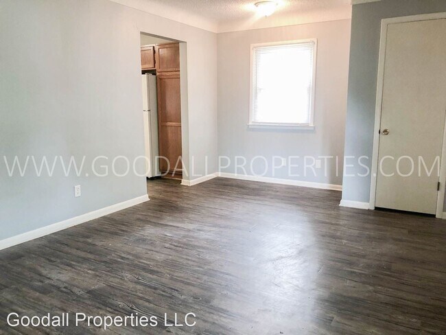 Building Photo - 3 br, 1 bath House - 201 SW Arlan Dr