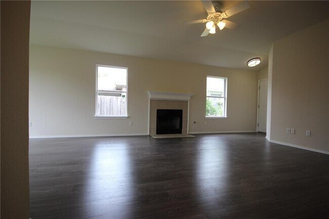 Building Photo - 14705 Rumfeldt St