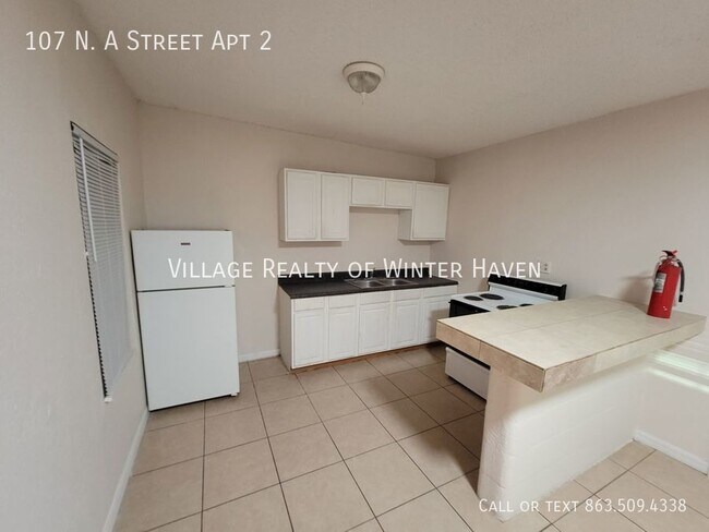 Foto del edificio - 1 Bedroom/1 Bathroom in the Heart of Lake ...