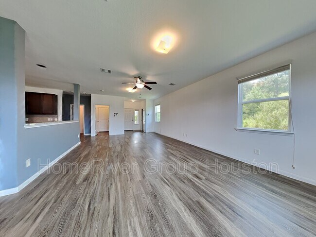 Foto del edificio - 10322 Urban Oak Trl