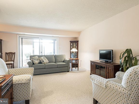 Building Photo - 3 Windblown Ct