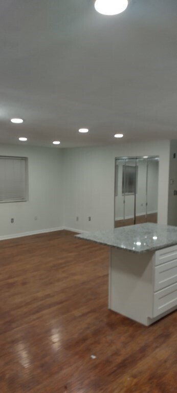 Foto del edificio - 97 Colonel Bell Dr