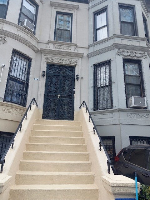 Apartamento estudio amueblado cerca de todo - 122 Linden Blvd