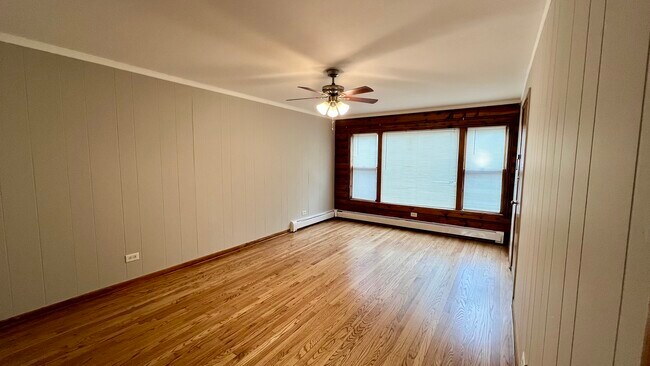 Foto del edificio - 4742 N Keystone Ave