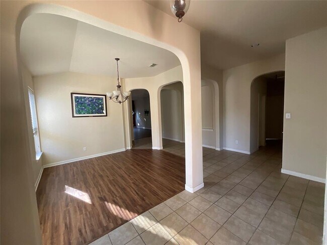 Foto del edificio - 303 Steer Acres Ct