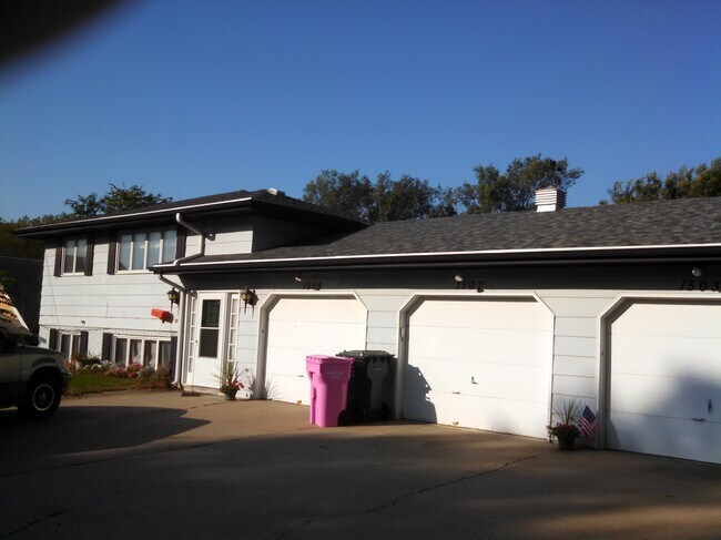 Foto del edificio - 1507 S Maple St