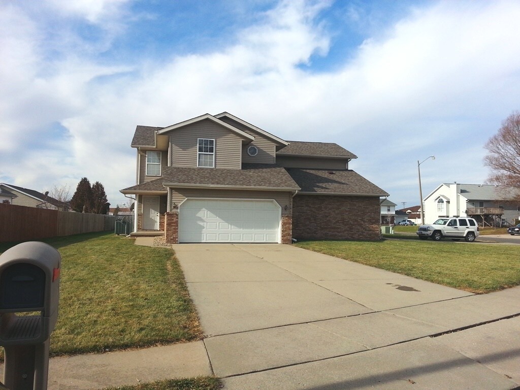 120 Genoa Dr, Springfield, IL 62703 Townhome Rentals in Springfield