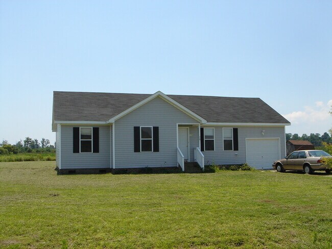 Foto del edificio - Great Location for VA Commuter/ Camden Cou...