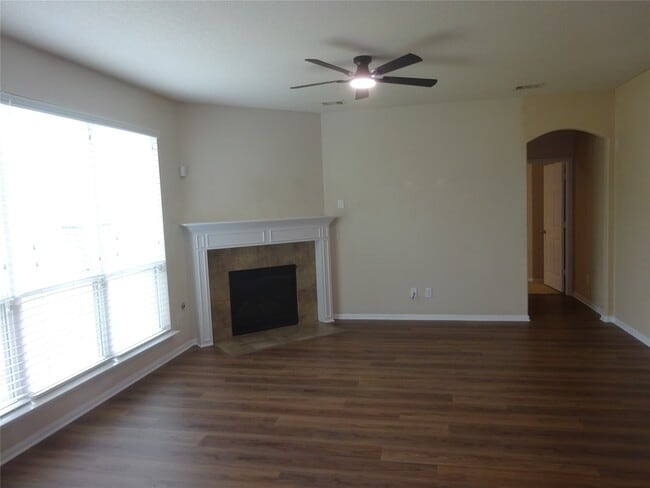 Foto del edificio - 4938 Yearling Ridge Ct