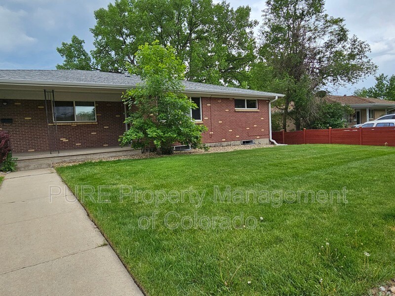 Primary Photo - 110 S Cody Ct