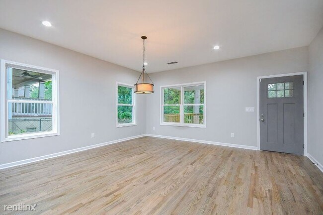 Building Photo - 3 br, 2.5 bath House - 809 Dill Ave SW