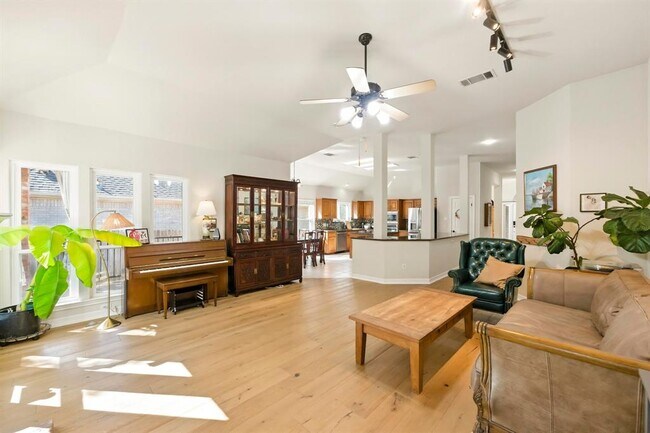 Foto del edificio - 9281 Scenic Bluff Dr