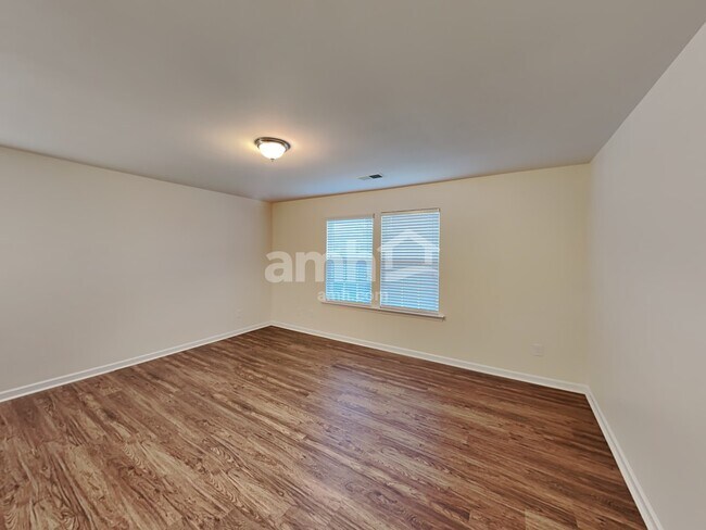 Foto del edificio - 2416 Flintshire Lane