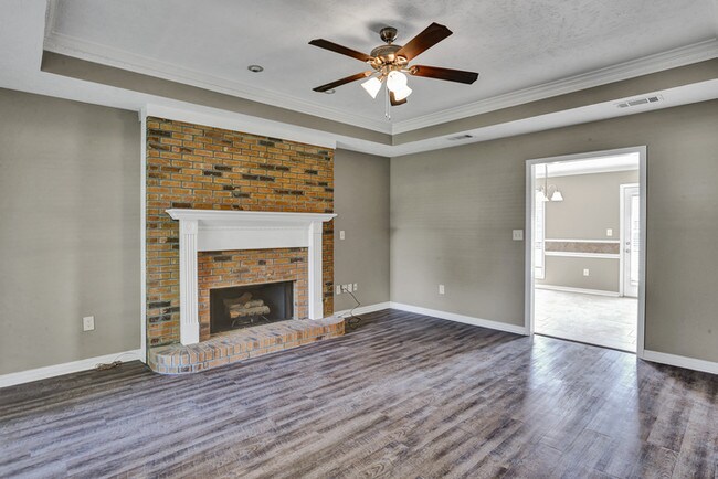 Building Photo - Beautiful Home for Lease!
