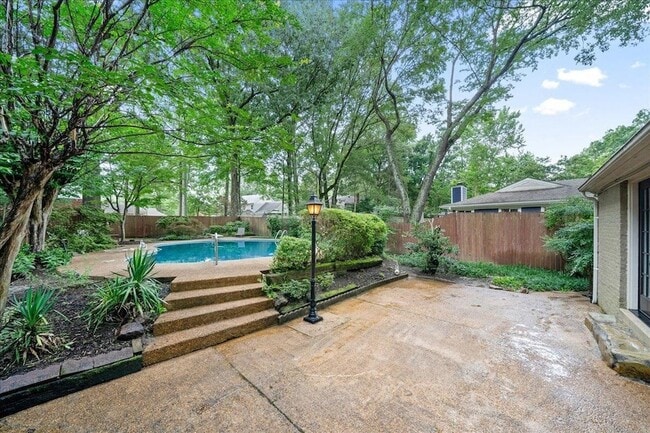 Building Photo - 1380 Poplar Estates Pkwy