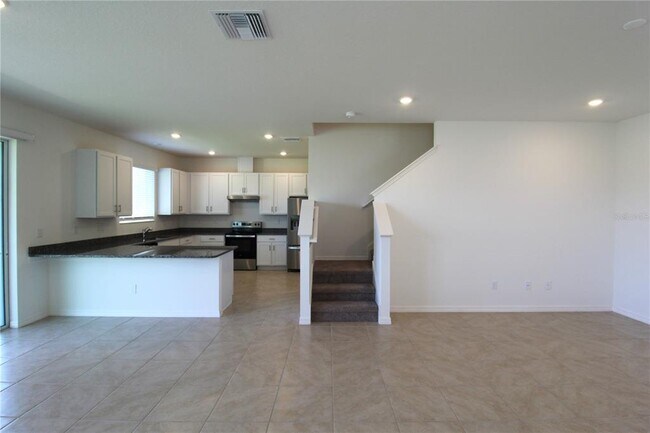 Building Photo - 10915 Bluestem Cv