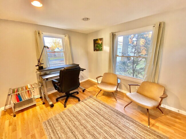 Foto del edificio - 2336 Canterbury Rd