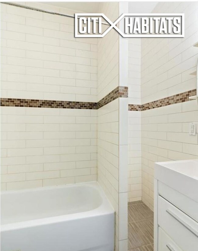 Foto del edificio - 1010 Hancock St