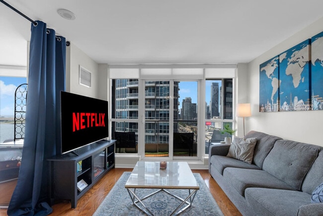 Building Photo - 208 Queens Quay W