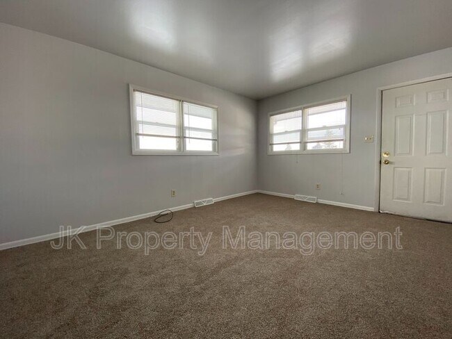 Foto del edificio - 3640 9th Ave N