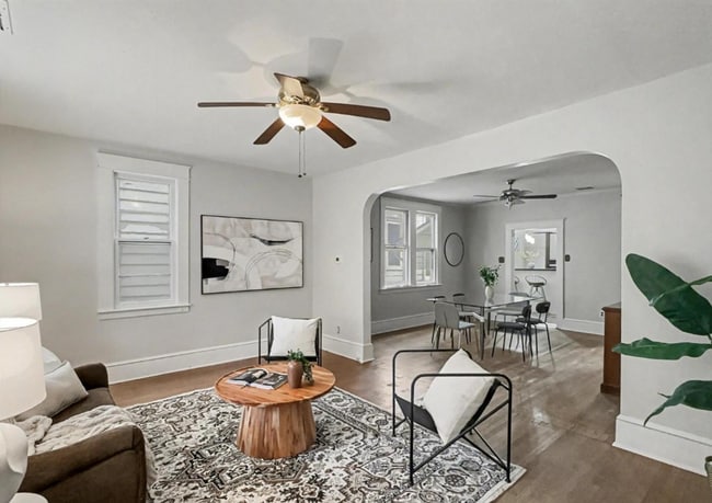 Foto del edificio - Bright 2 Bedroom, 1 Bath Home in Windsor, Pa!