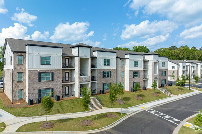 Foto del edificio - Pointe Grand Dawsonville