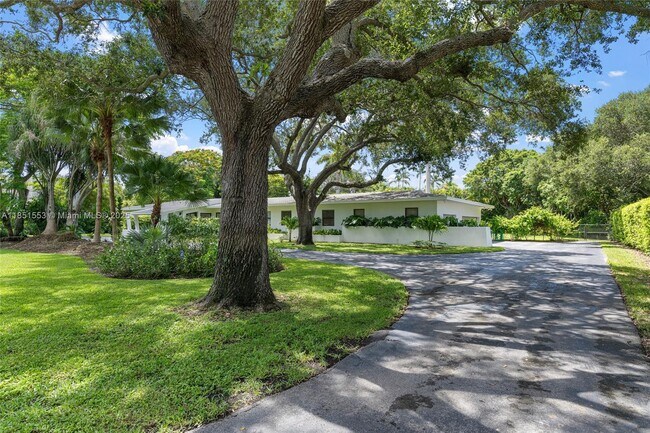 Foto del edificio - 6220 SW 123rd Terrace