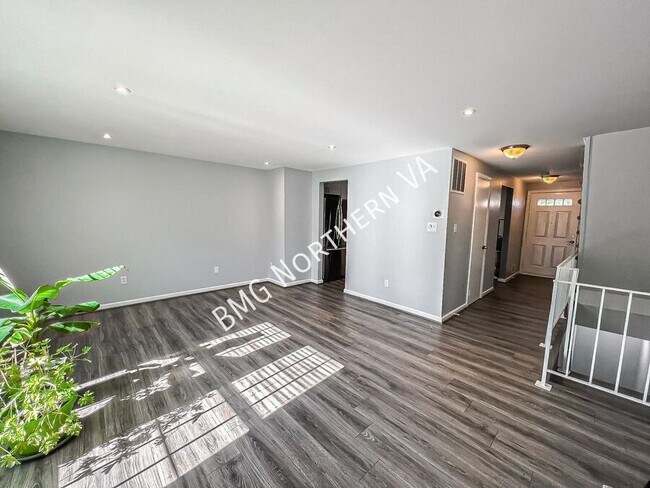 Foto del edificio - 14416 Black Horse Ct