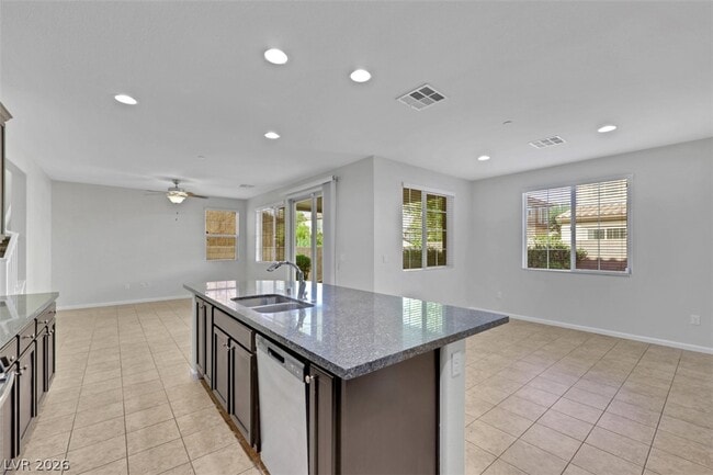 Building Photo - 2556 Sable Creek St