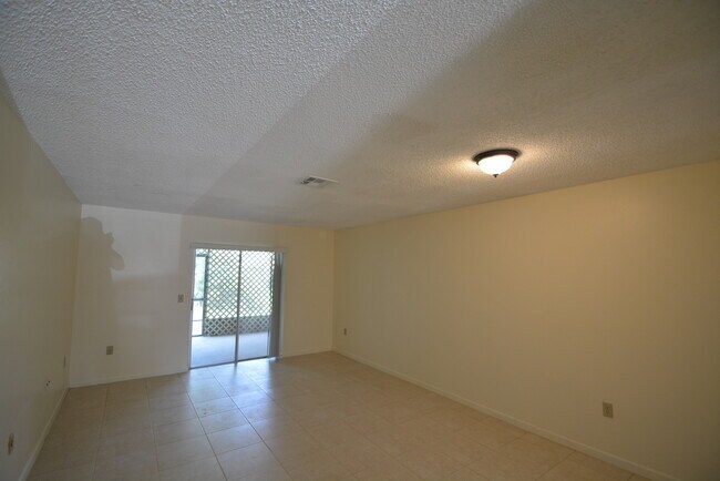 Building Photo - 2 BR/2BA CONDO IN CLEARLAKE VILLAGE IN COCOA