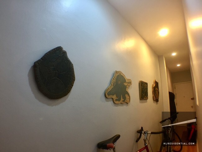 Foto del edificio - 3112 42nd St