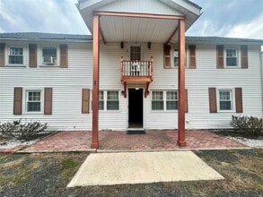 Building Photo - 1 Royal Acres Dr