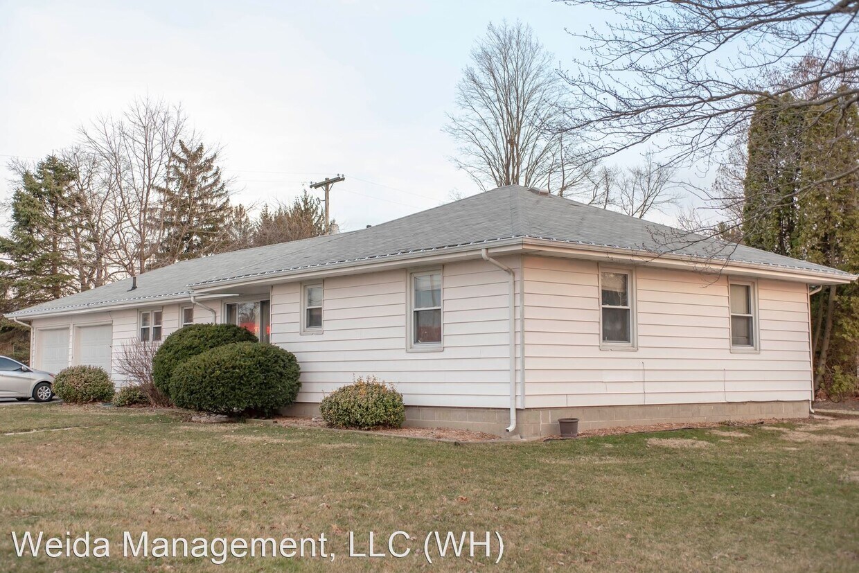 Primary Photo - 3 br, 2 bath House - 1111 Lindberg