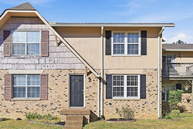 Building Photo - 4000 Anderson Rd