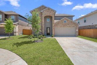 Building Photo - 10511 Kings River Dr