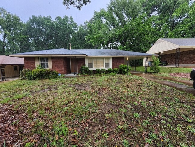 Photo - 1786 Hester Rd House