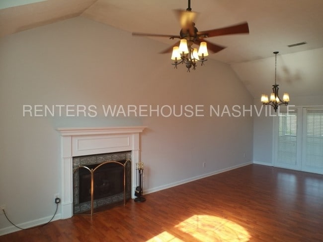 Building Photo - 3401 Milbridge Dr