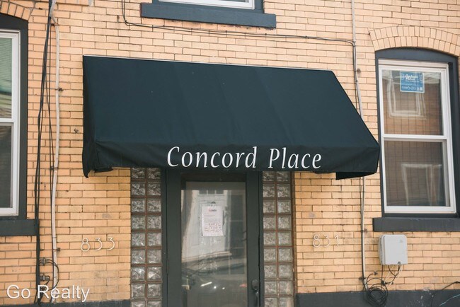 Building Photo - 831 Concord St