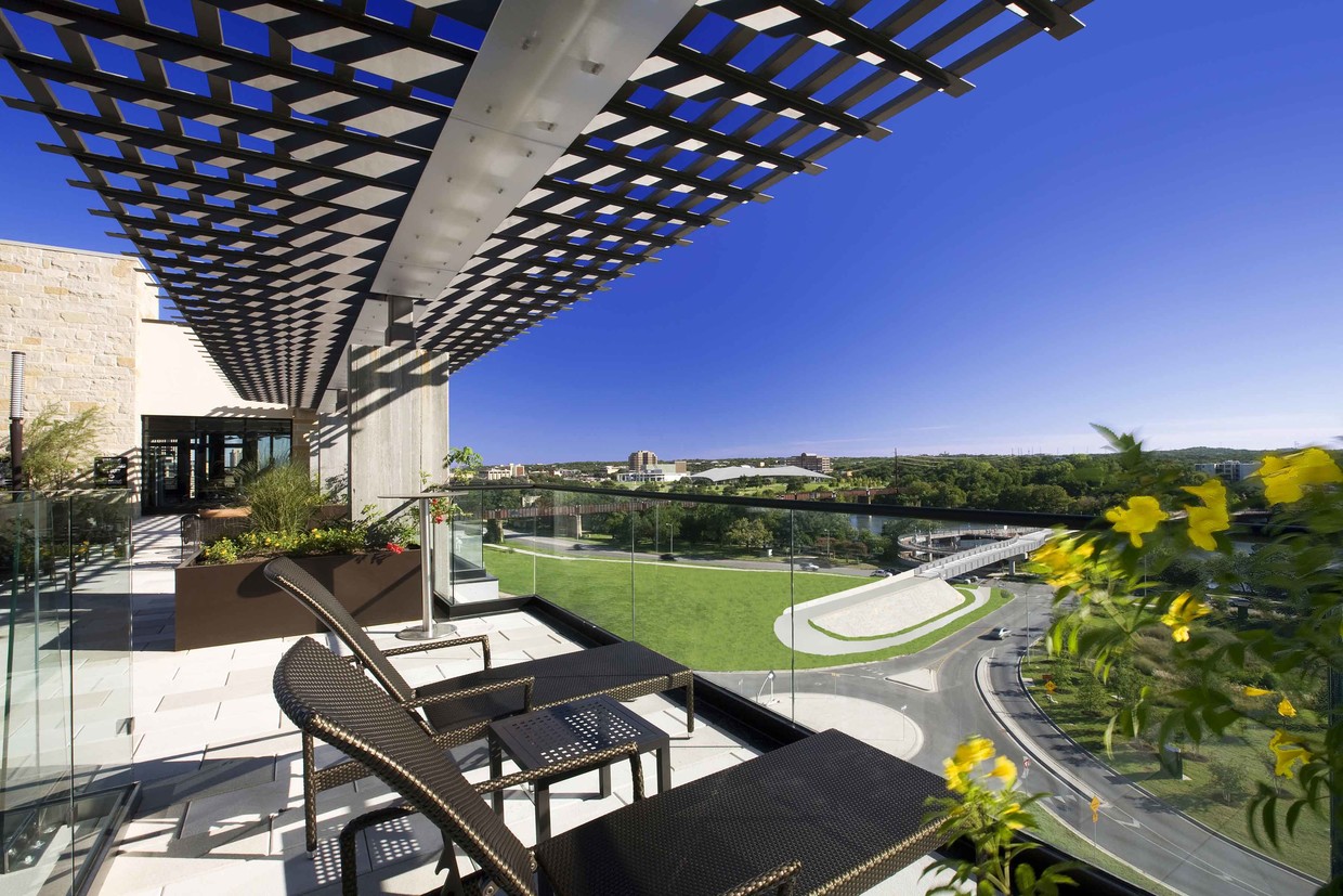 Rooftop view from pool - Gables Park Plaza